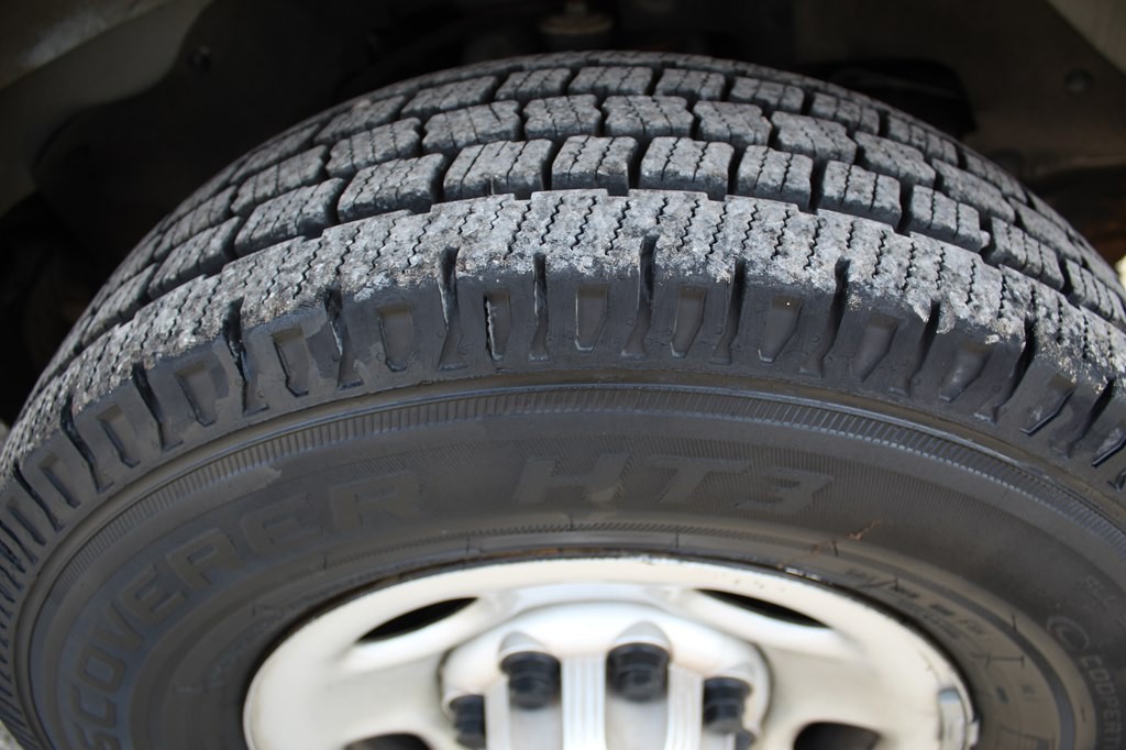 2019 Chevrolet Express Image 12