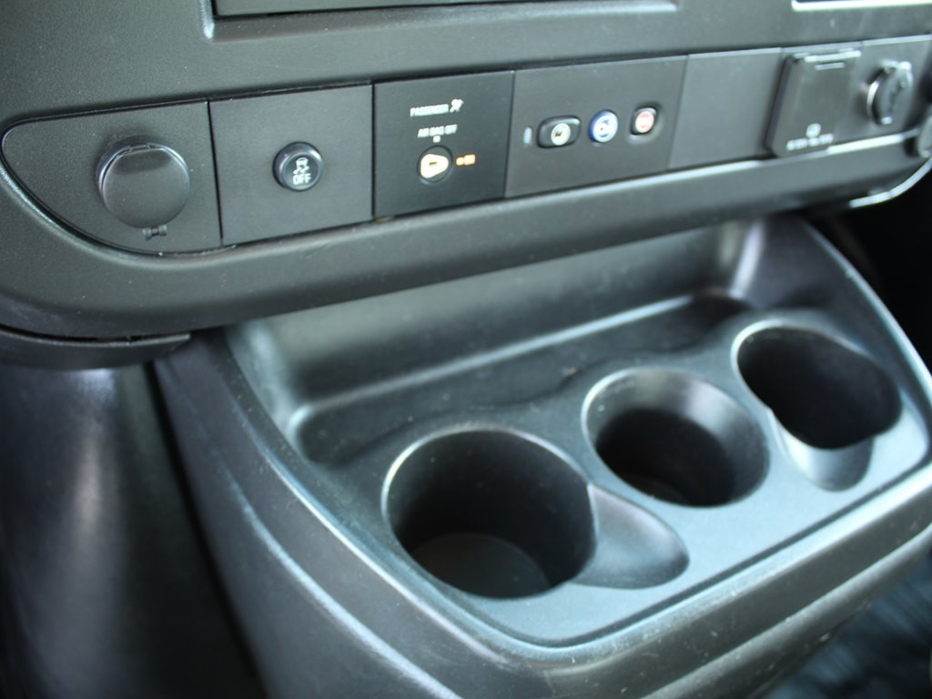 2019 Chevrolet Express Image 23