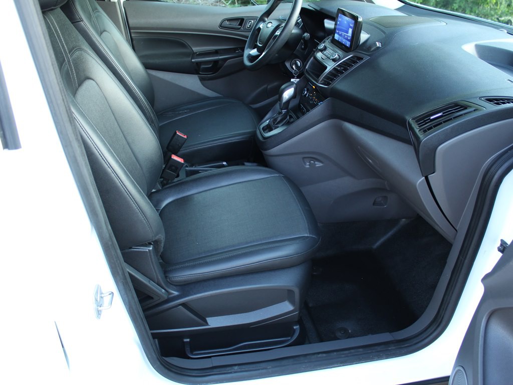 2022 Ford Transit Connect Image 17
