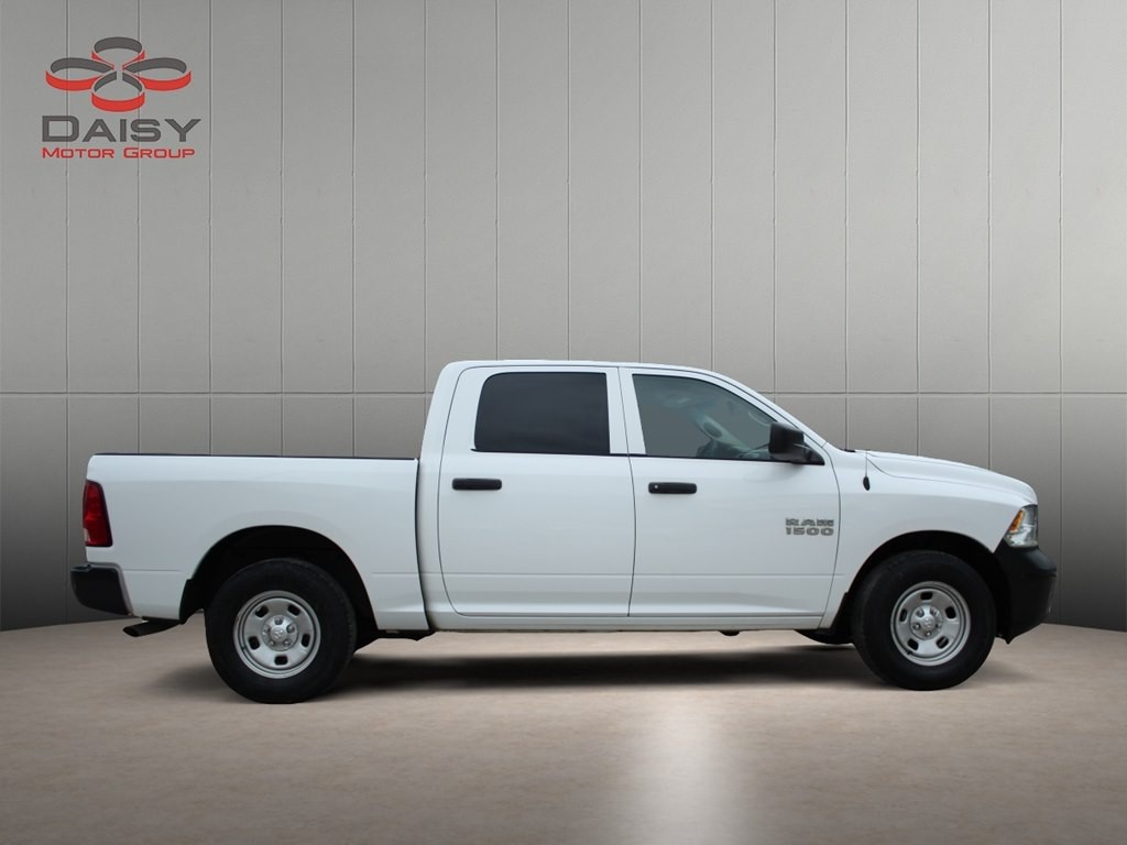 2018 RAM 1500 Image 4