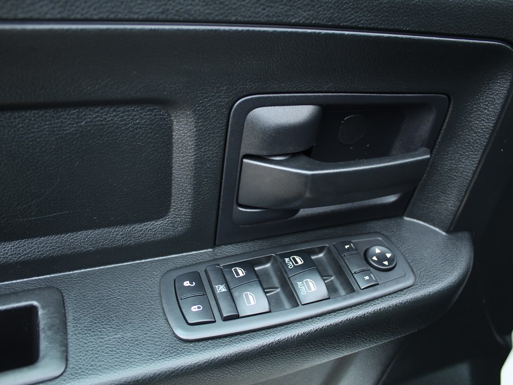 2018 RAM 1500 Image 15