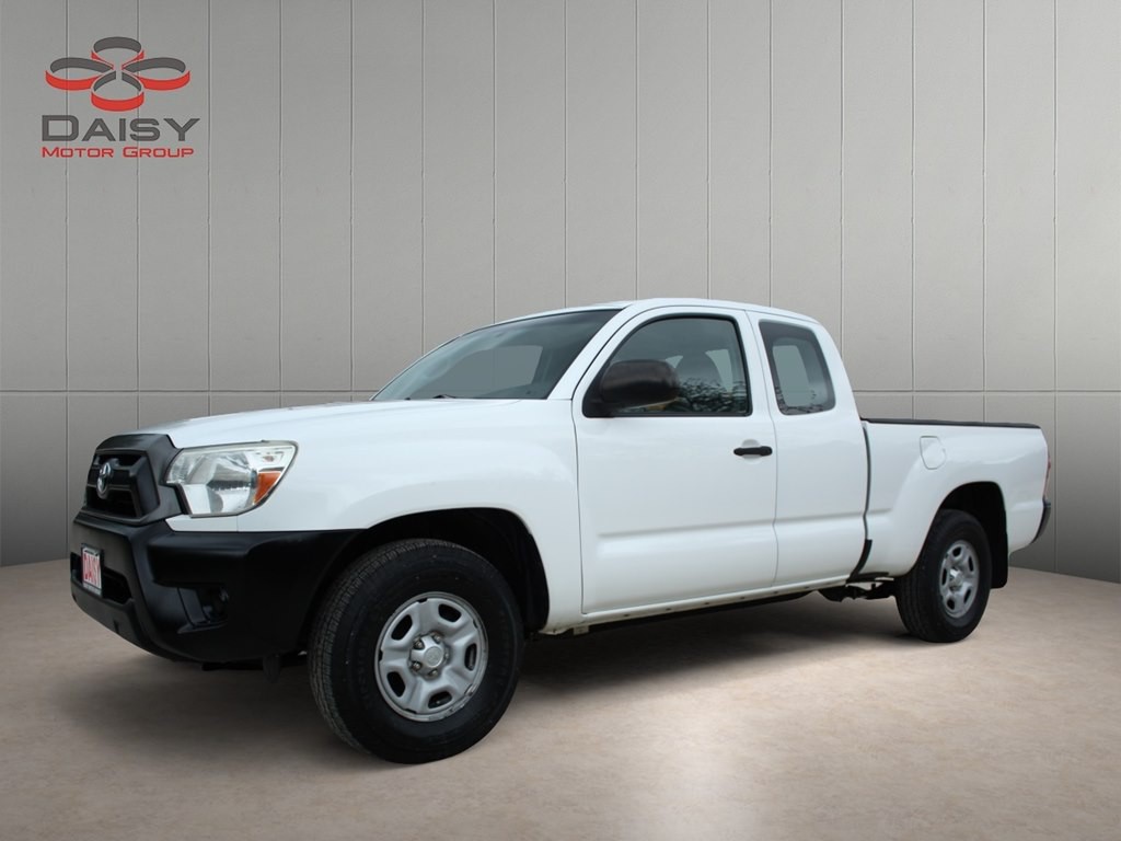 2015 Toyota Tacoma Image 1