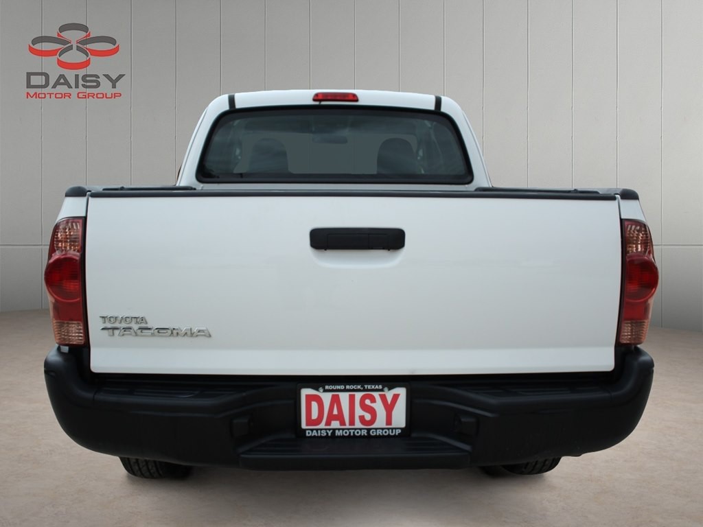 2015 Toyota Tacoma Image 6