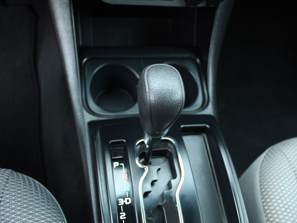 2015 Toyota Tacoma Image 26