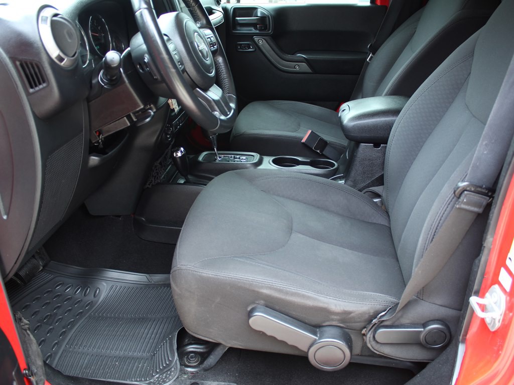 2016 Jeep Wrangler Unlimited Image 16