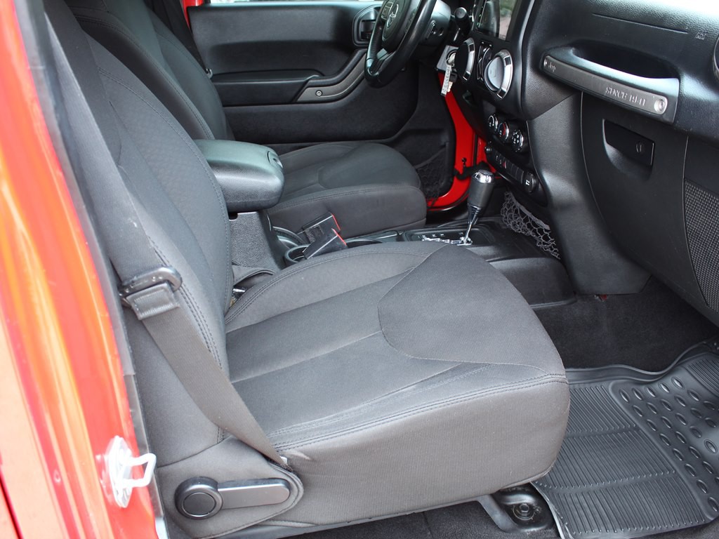 2016 Jeep Wrangler Unlimited Image 19