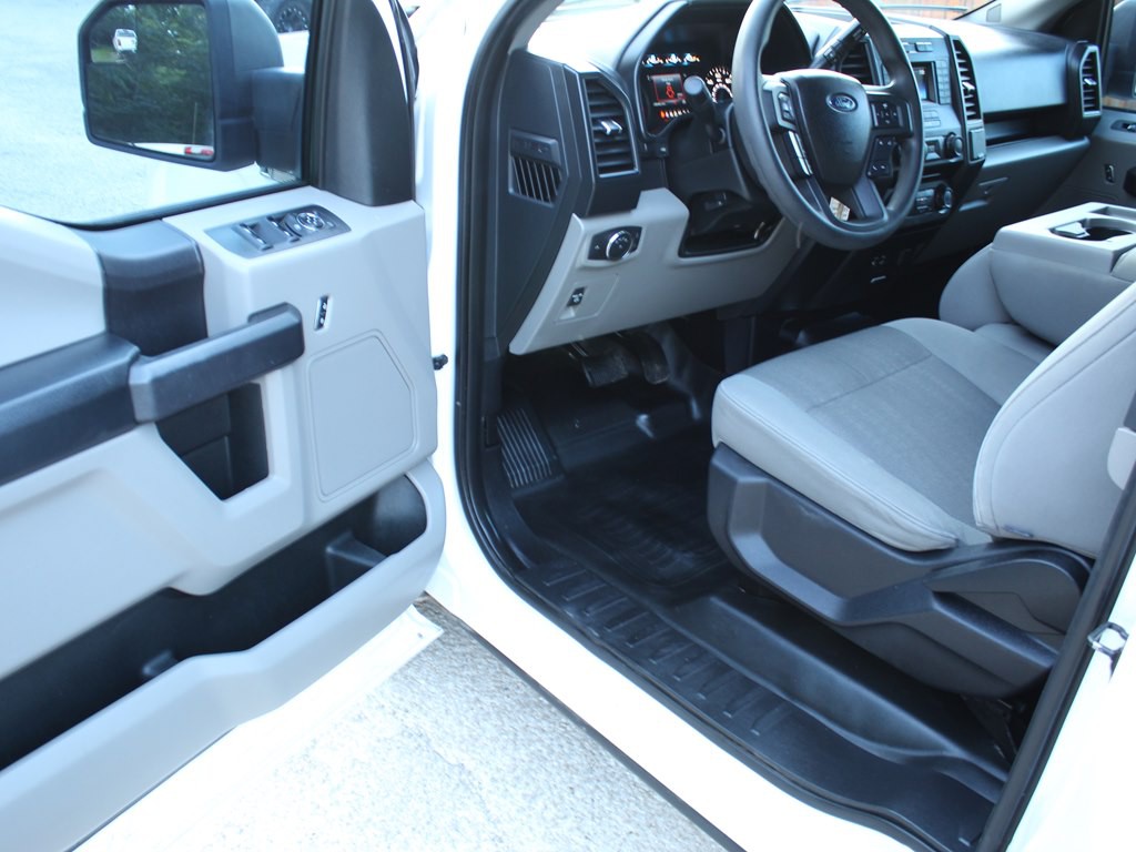 2015 Ford F-150 Image 17