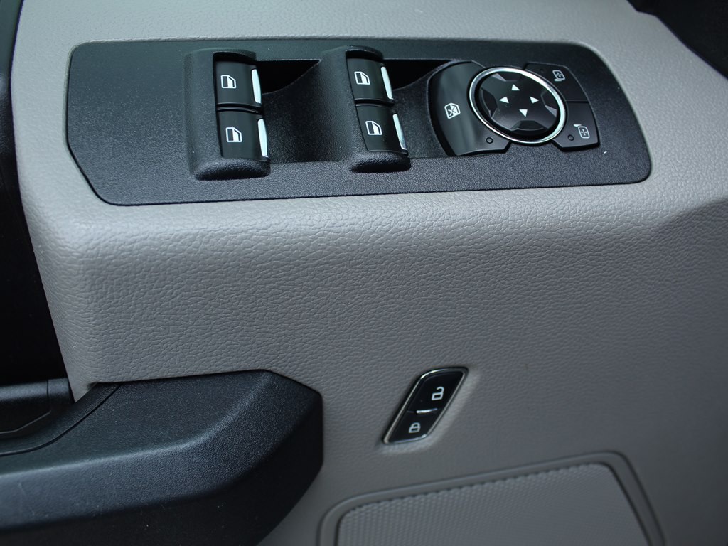 2016 Ford F-150 Image 15