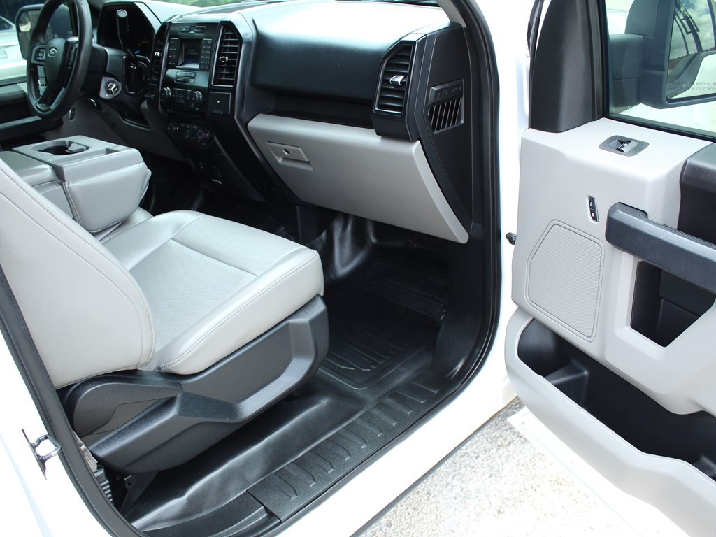 2016 Ford F-150 Image 21