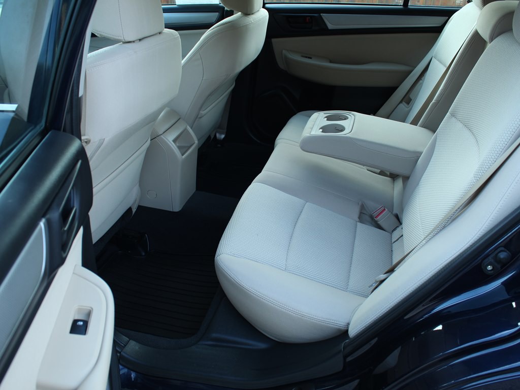 2018 Subaru Outback Image 17