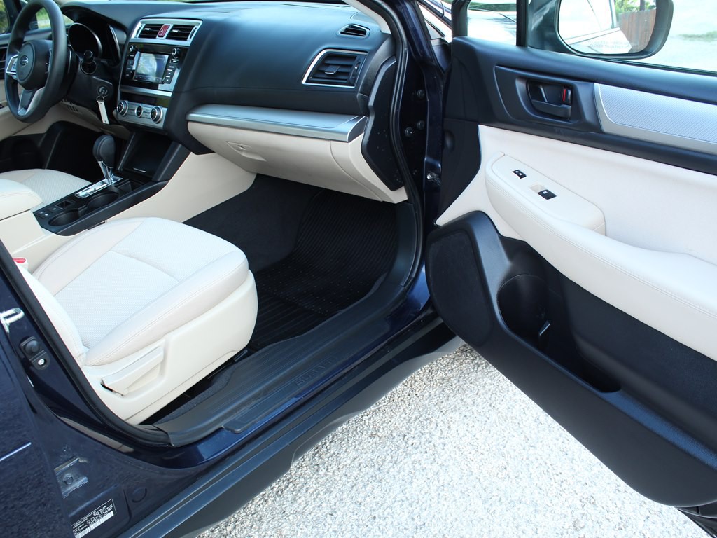 2018 Subaru Outback Image 18