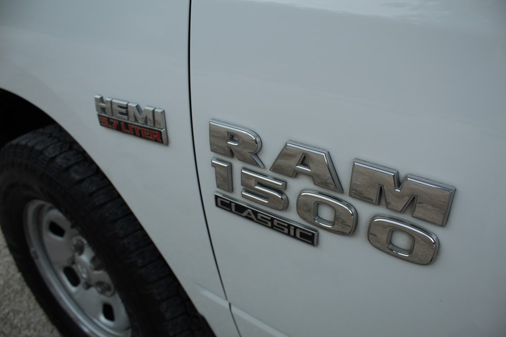 2022 RAM 1500 Image 9