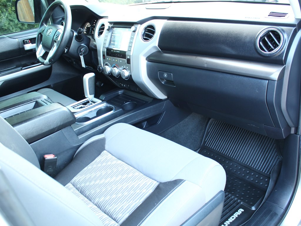 2020 Toyota Tundra Image 13