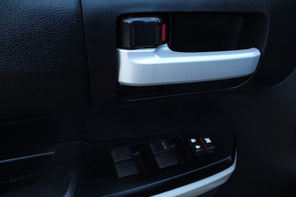2020 Toyota Tundra Image 15
