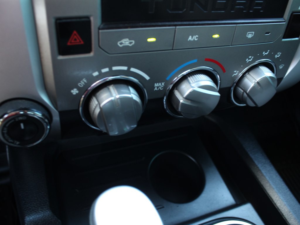 2020 Toyota Tundra Image 28