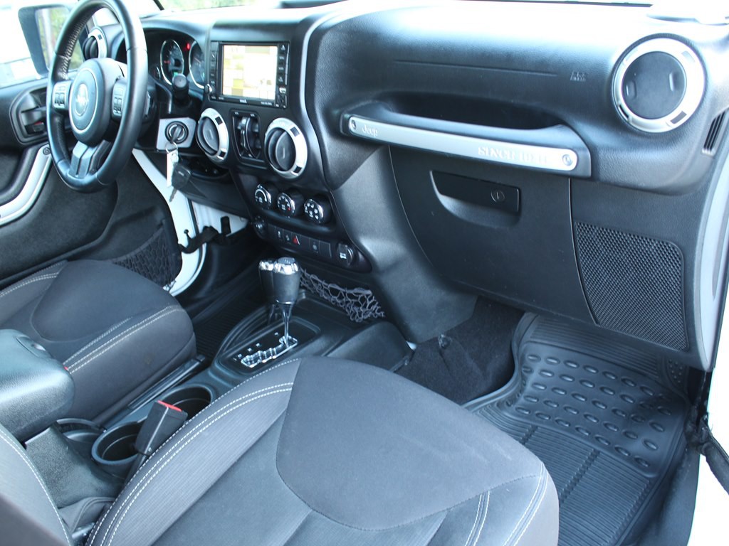 2017 Jeep Wrangler Unlimited Image 12