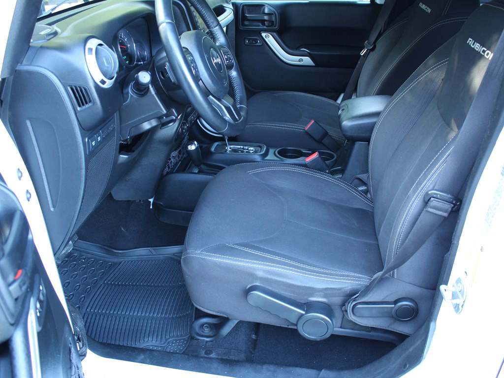 2017 Jeep Wrangler Unlimited Image 16