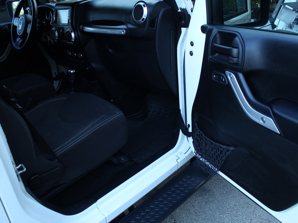 2017 Jeep Wrangler Unlimited Image 18