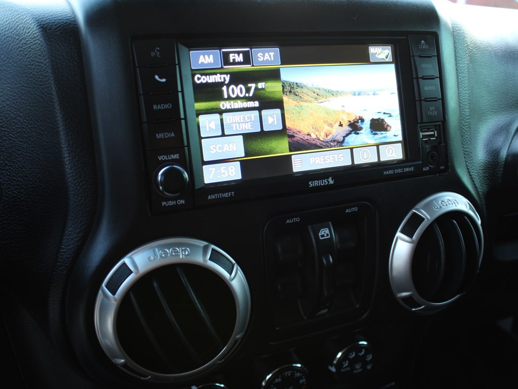 2017 Jeep Wrangler Unlimited Image 25