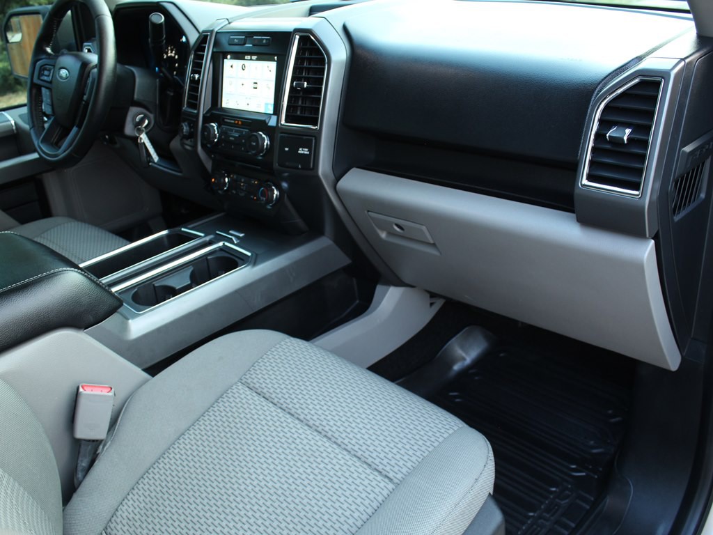 2017 Ford F-150 Image 12