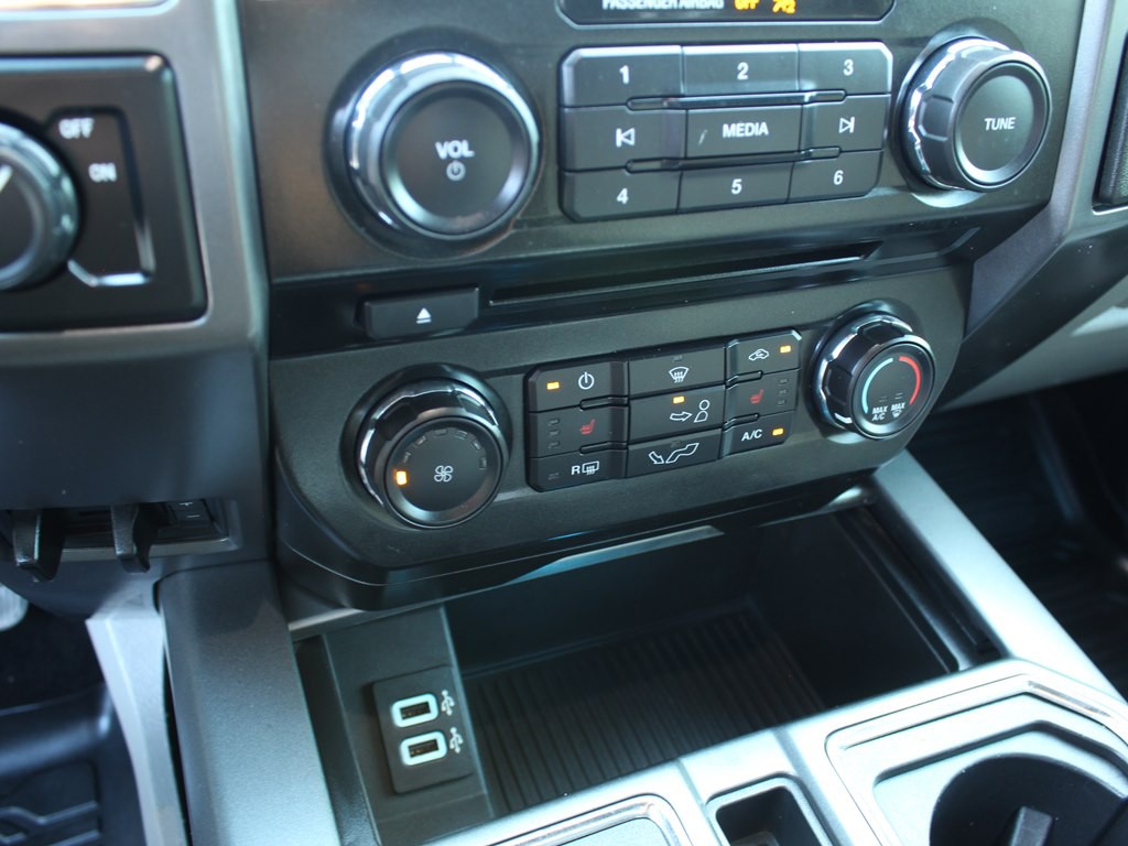 2017 Ford F-150 Image 26