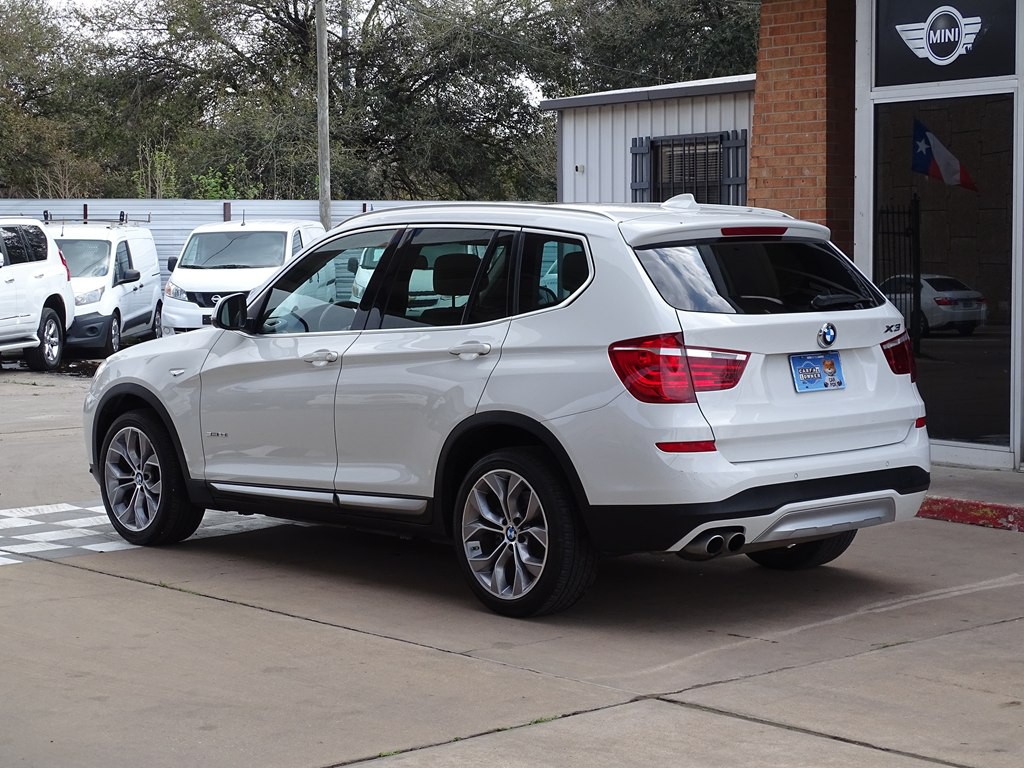 2017 BMW X3 Image 3