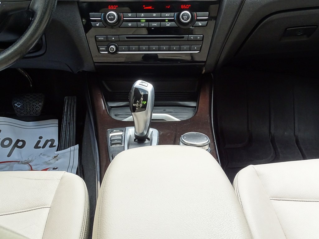 2017 BMW X3 Image 17