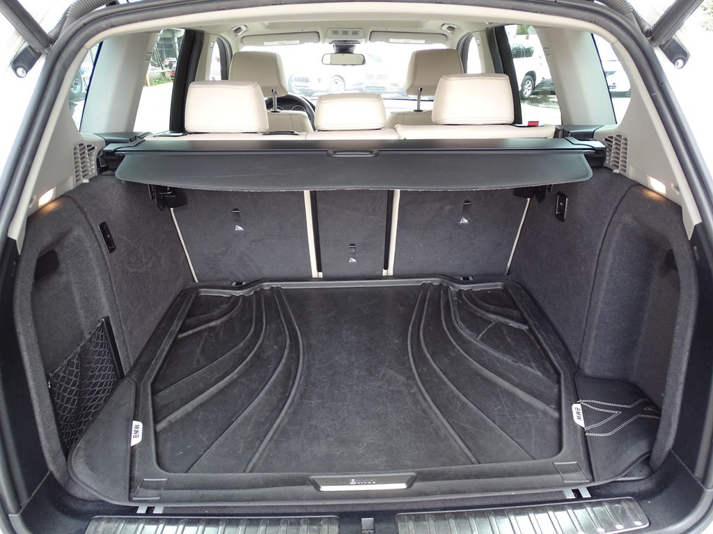 2017 BMW X3 Image 18