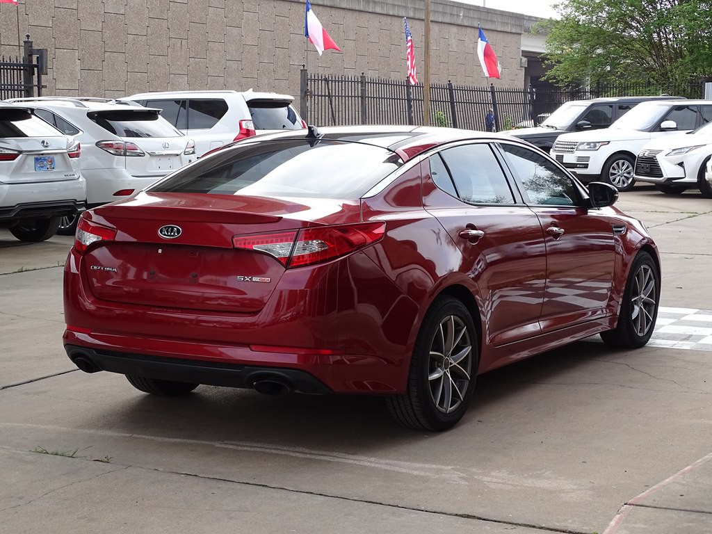 2011 Kia Optima Image 8