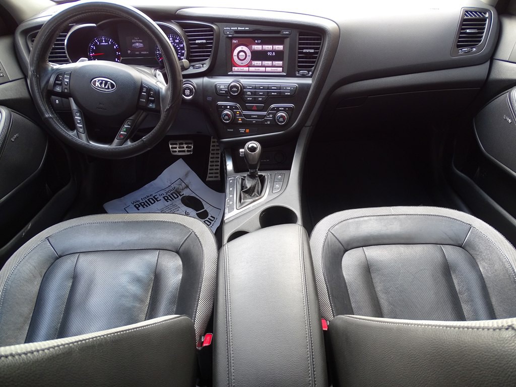 2011 Kia Optima Image 12