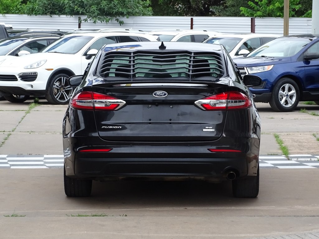 2020 Ford Fusion Image 6