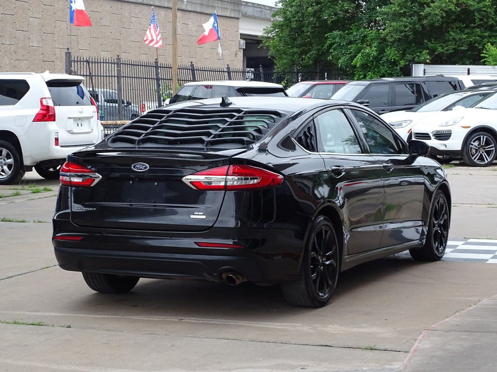 2020 Ford Fusion Image 7