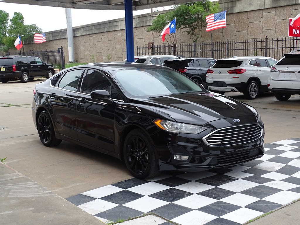 2020 Ford Fusion Image 9