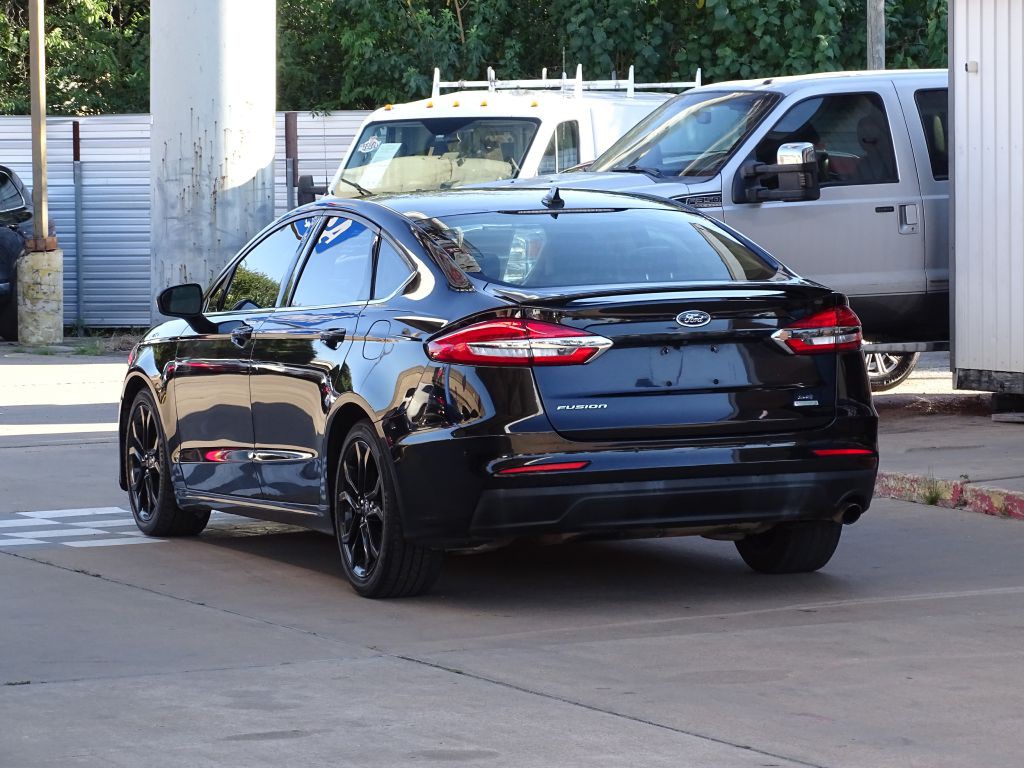 2020 Ford Fusion Image 4