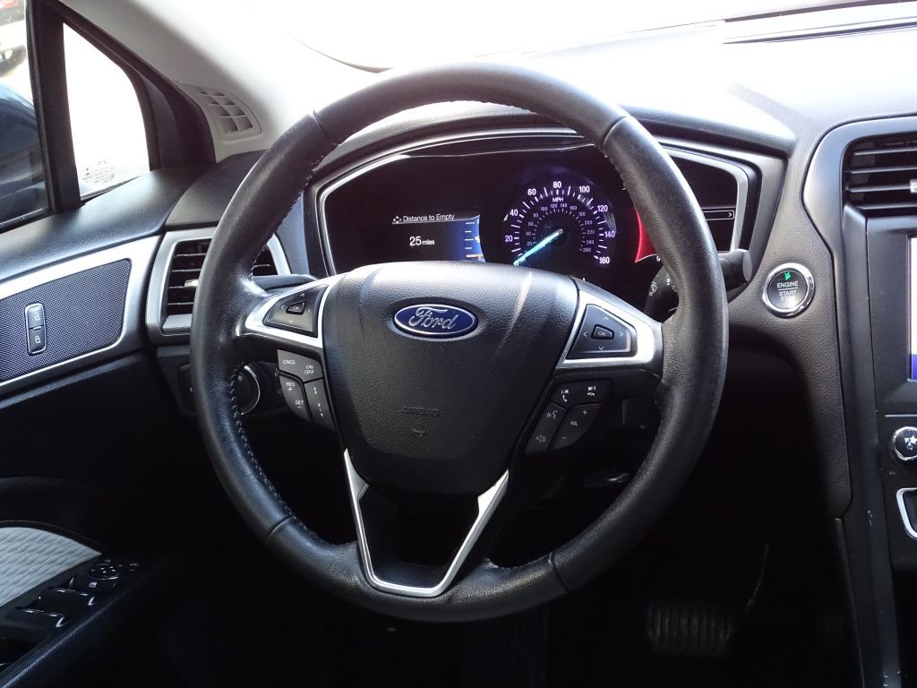 2020 Ford Fusion Image 14