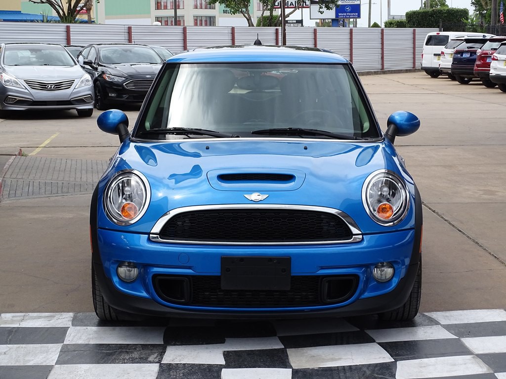 2011 MINI Cooper Image 10