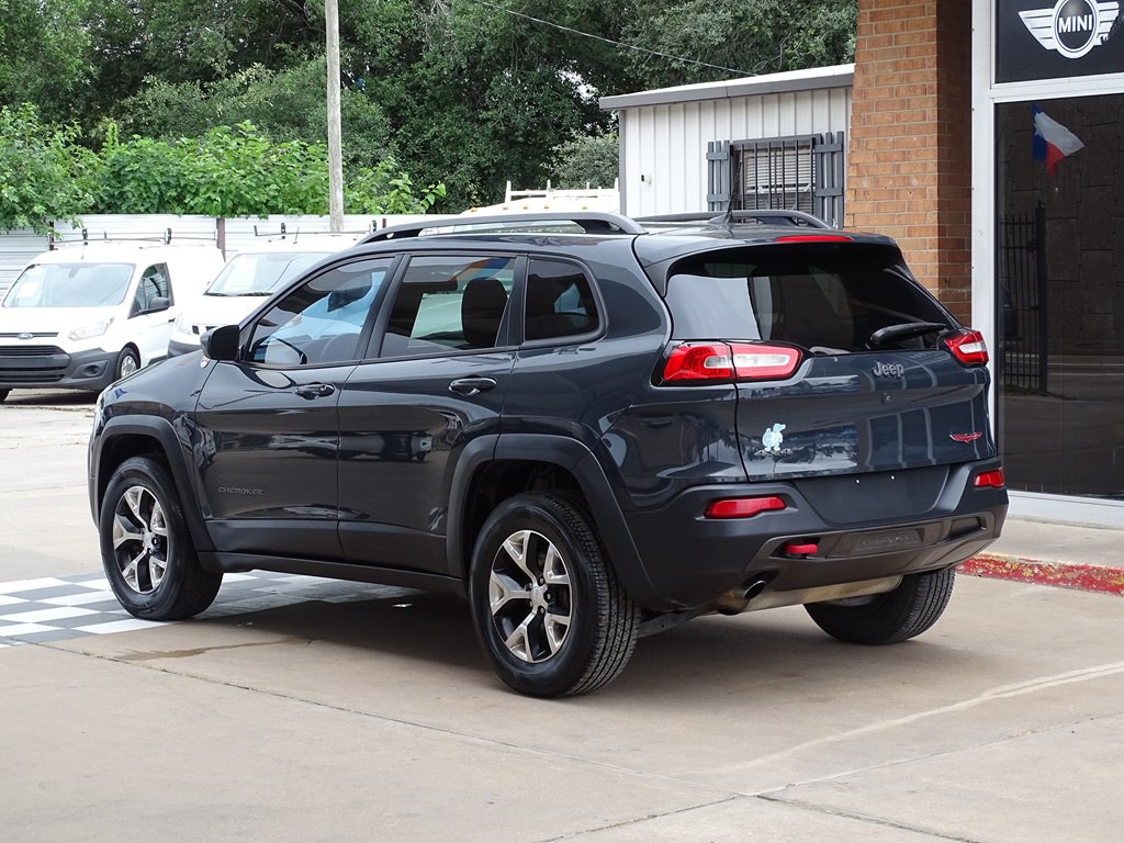 2017 Jeep Cherokee Image 4