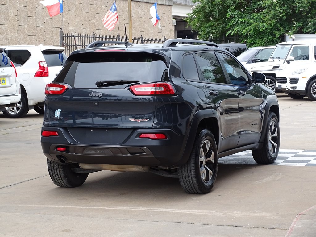 2017 Jeep Cherokee Image 7