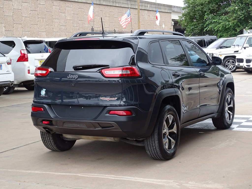 2017 Jeep Cherokee Image 8