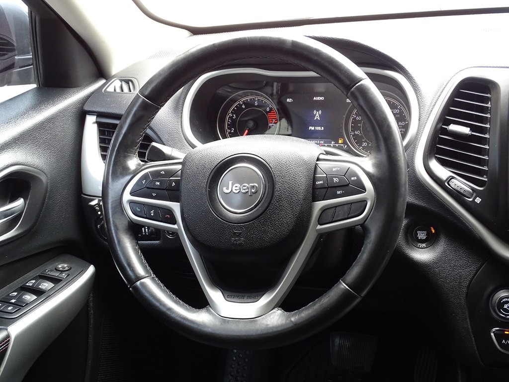 2017 Jeep Cherokee Image 13