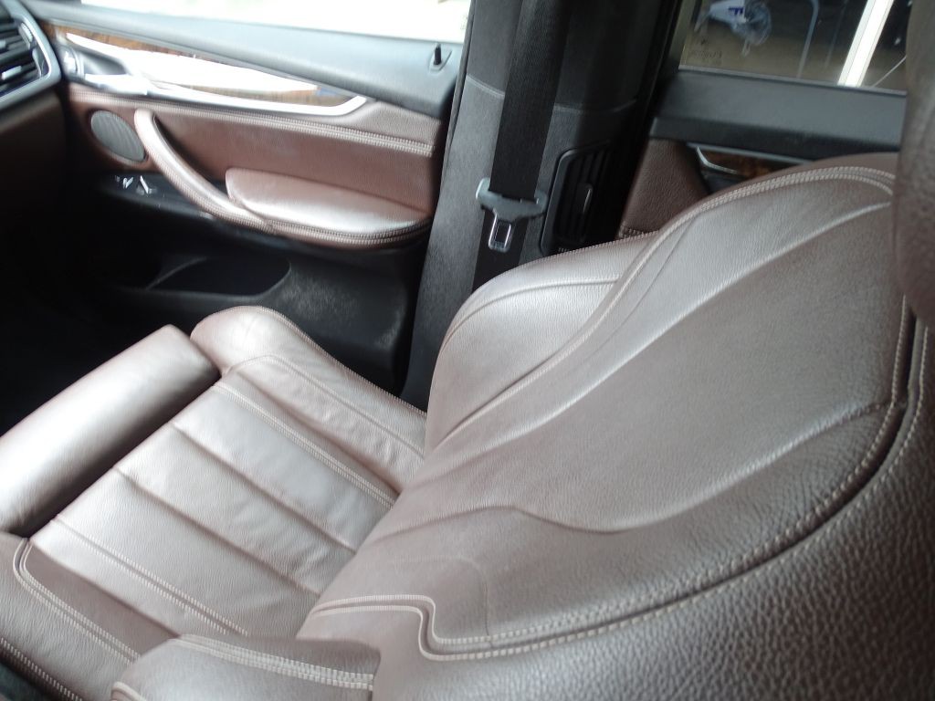 2016 BMW X5 Image 14