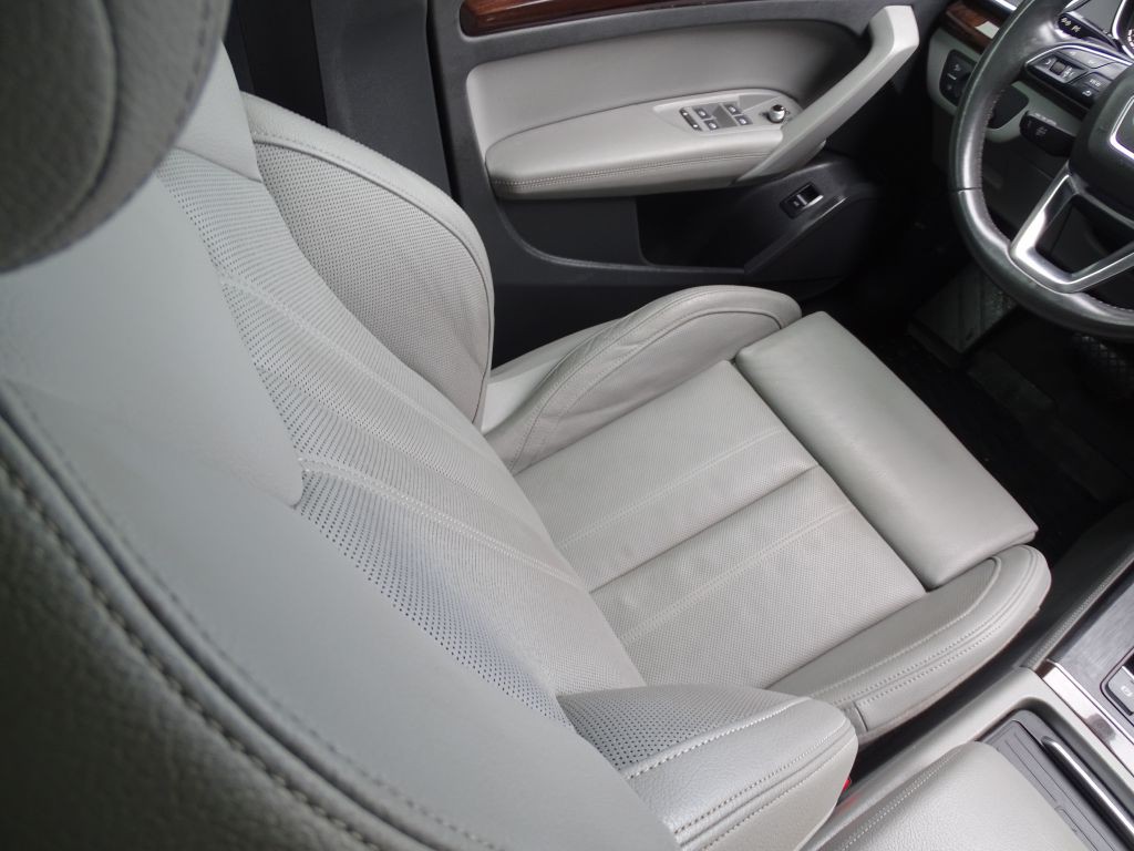 2019 Audi Q5 Image 13