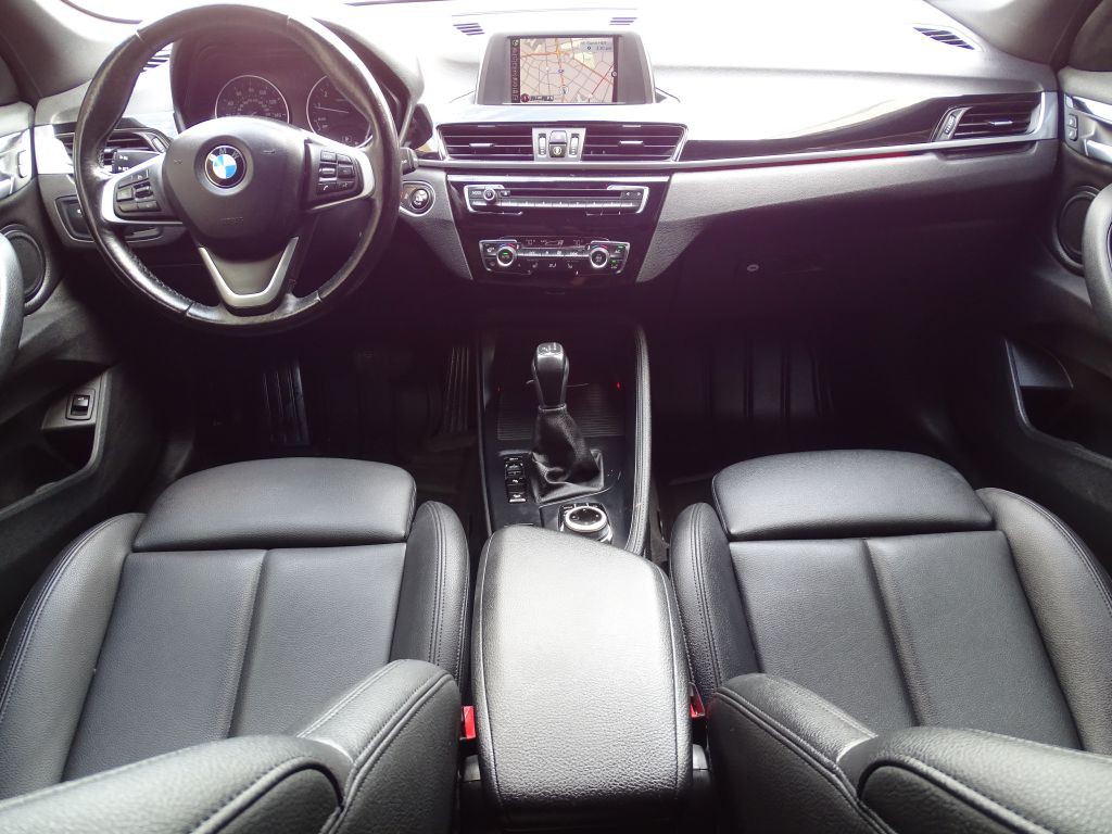2017 BMW X1 Image 11