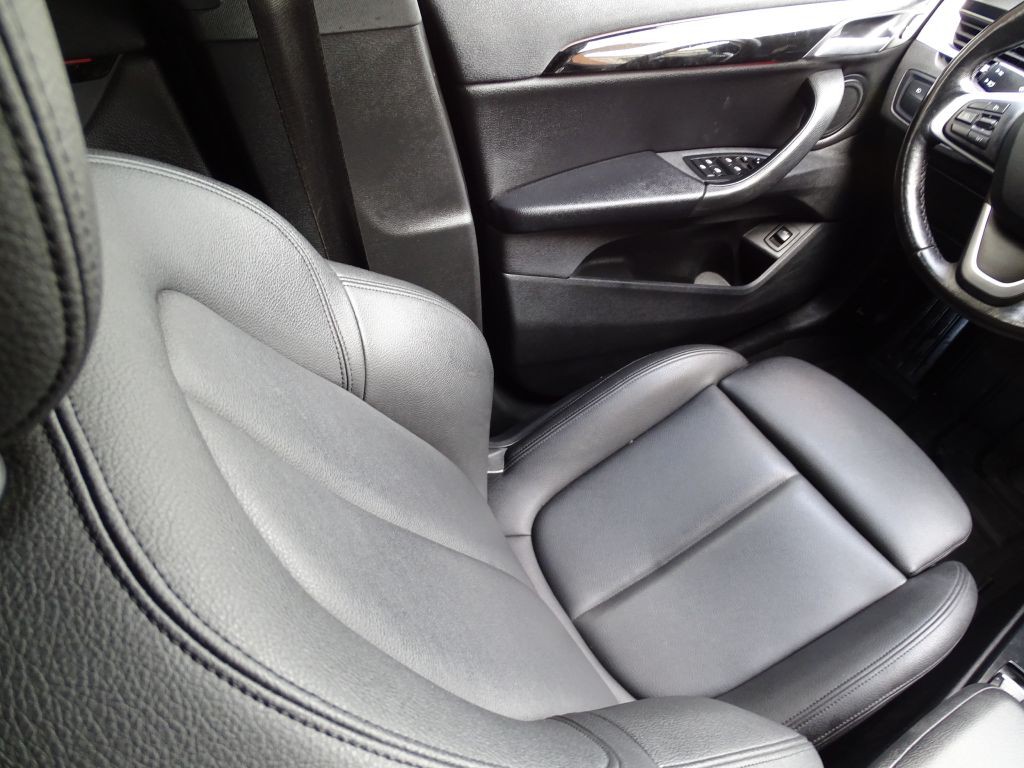 2017 BMW X1 Image 13