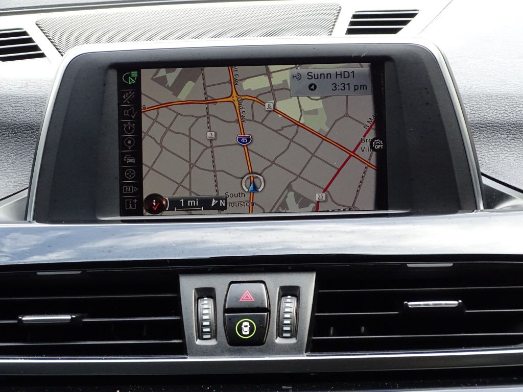 2017 BMW X1 Image 16