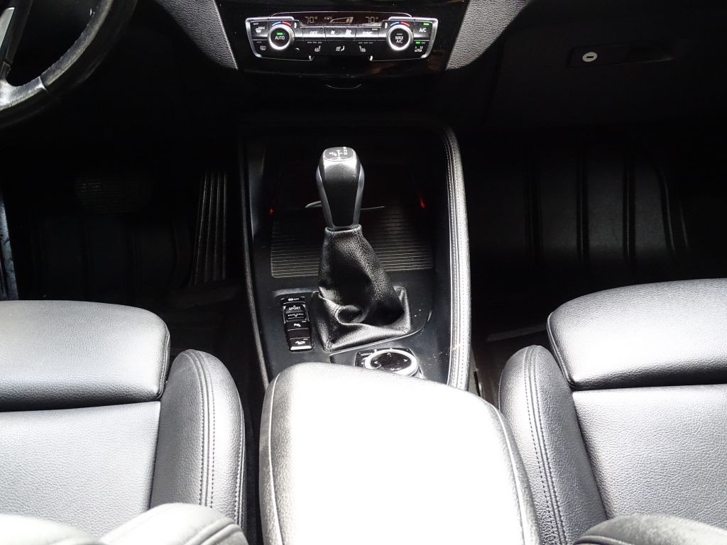2017 BMW X1 Image 17