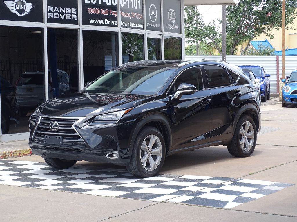 2017 Lexus NX Image 3