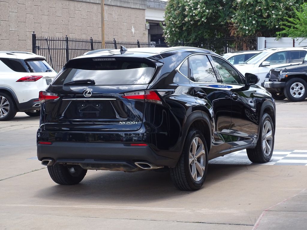 2017 Lexus NX Image 7