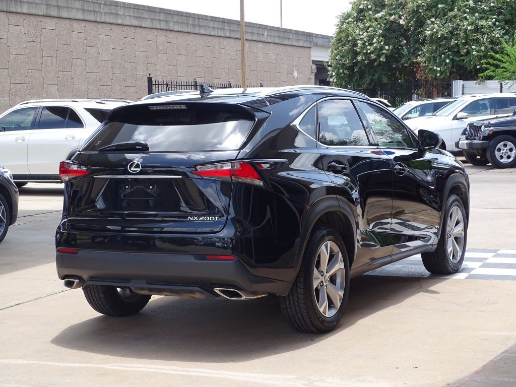 2017 Lexus NX Image 8