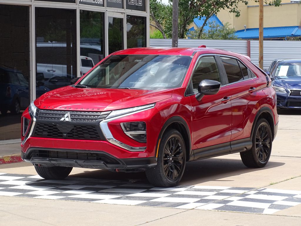 2022 Mitsubishi Eclipse Image 2